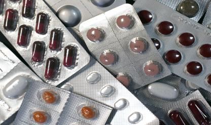 Medicamentos: Baixa de preços permite poupança anual para utentes de 56,8 M€ - sec. Estado
